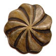 natural horn flower w/ groove 40mm pendants